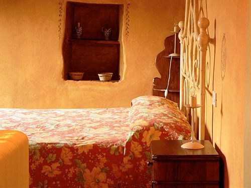 Agriturismo Fiore Di Campo Farm stay *